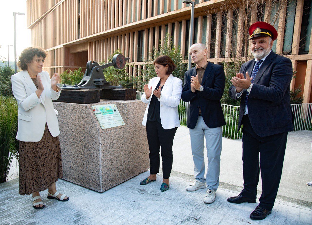 Cornes conmemora el 150 aniversario de la primera línea ferroviaria de Galicia