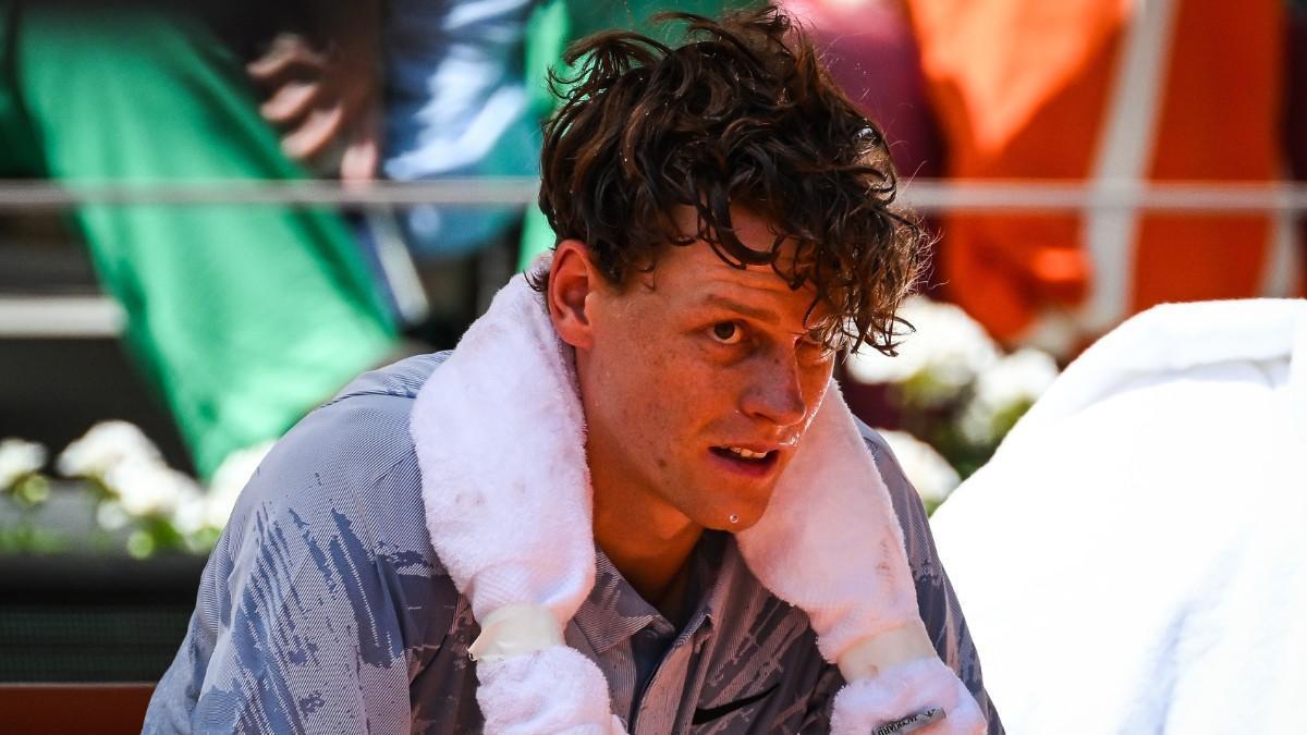 Jannik Sinner, durante el partido ante Juanma Cerúndolo en Roland Garros