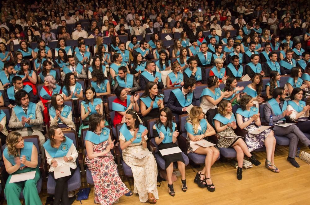 Graduación de la Facutad de Filosofía y Letras en el Auditorio