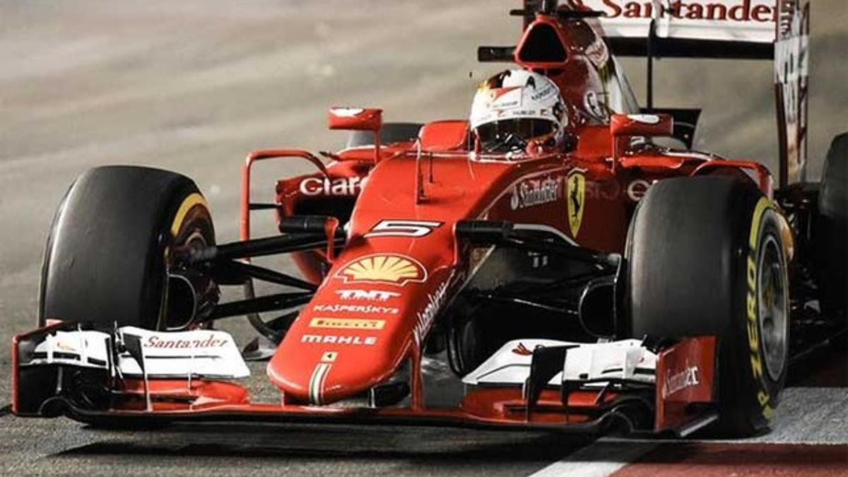 Vettel hizo la pole en Singapur