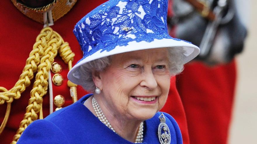 La BBC suspende su programación por el estado de salud de la reina de Inglaterra