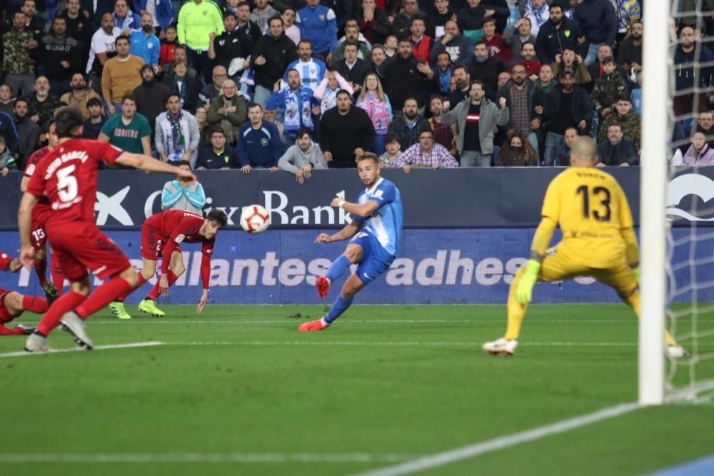 El Málaga se adelantó, perdonó y desapareció en una segunda mitad donde vio como el Osasuna remontaba para llevarse el choque