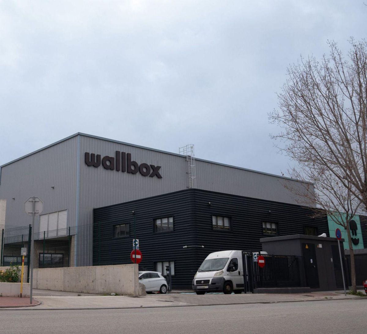 Wallbox viu una fuga de consellers, acumula pèrdues i s’acosta a l’abisme