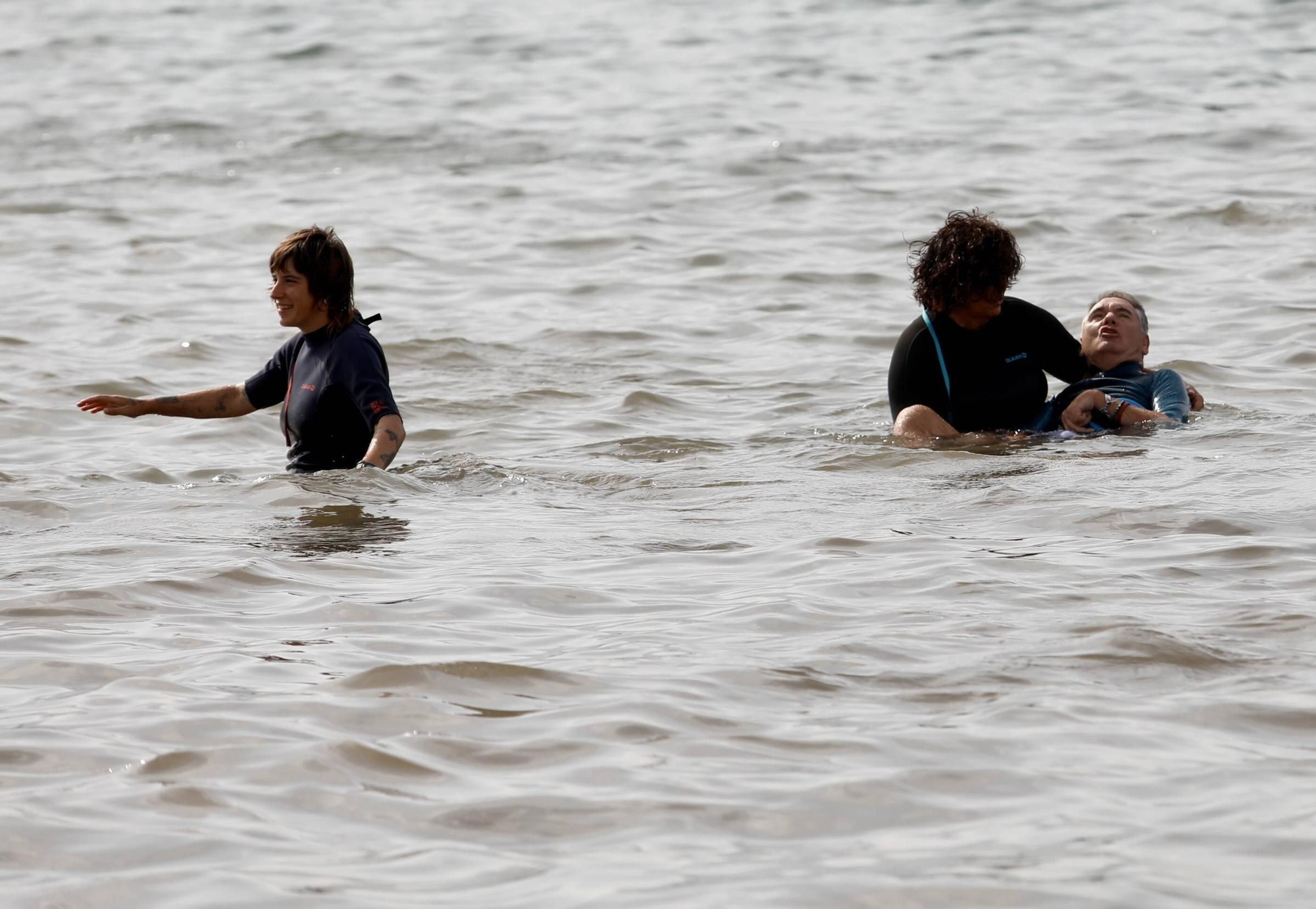 Así funciona el servicio para personas con discapacidad en la playa de Poniente (en imágenes)