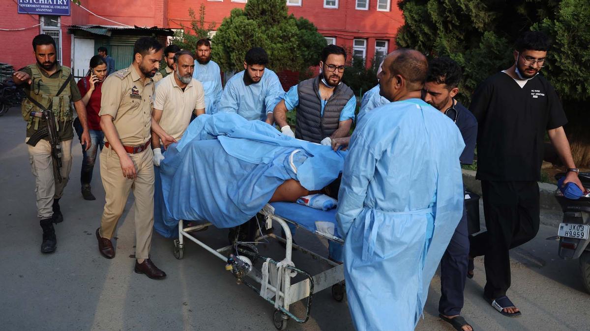 Al menos 26 muertos y 13 heridos en ataque insurgente contra civiles en la Cachemira india Al menos 26 muertos y 13 heridos en ataque insurgente contra civiles en la Cachemira india