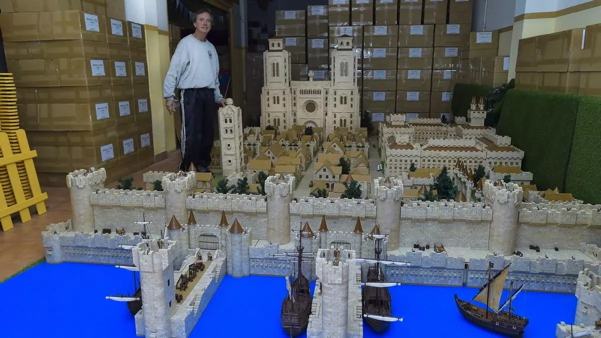 Una urbe medieval con 3,5 millones de piezas en Las Coloradas