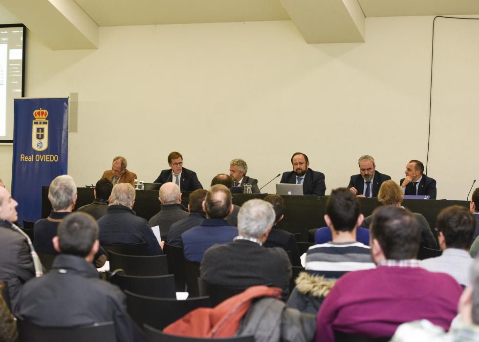 Junta de accionistas del Oviedo