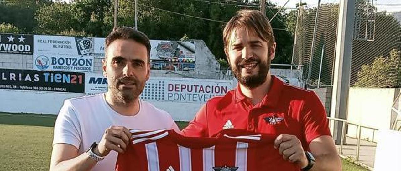 El vicepresidente José García con José Antonio Rodríguez. |  // FDV