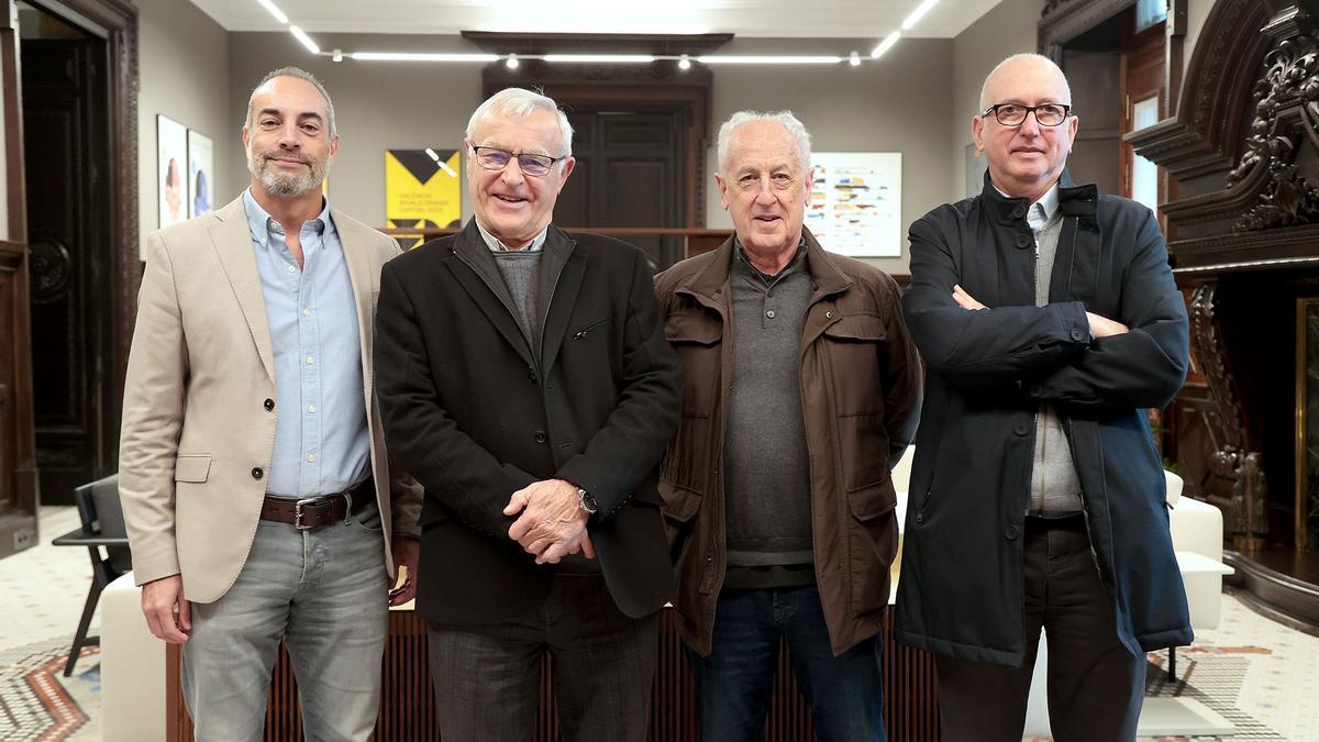 Joan Ribó junto a Paco Borao, Juan Botella y Juan Miguel Gómez