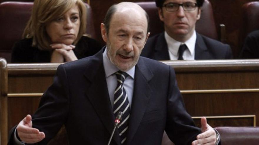 Rubalcaba reclama a Rajoy contundencia contra la corrupción