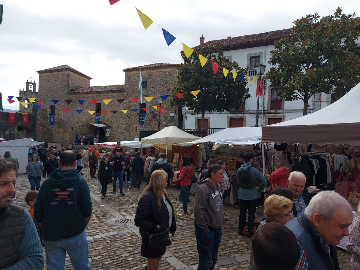 En imágenes: Domingo de lleno en la Feria Medieval de Salas