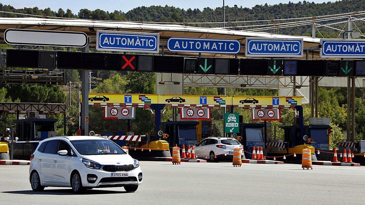 El peatge central de l&#039;autopista C-16 a Sant Vicenç de Castellet