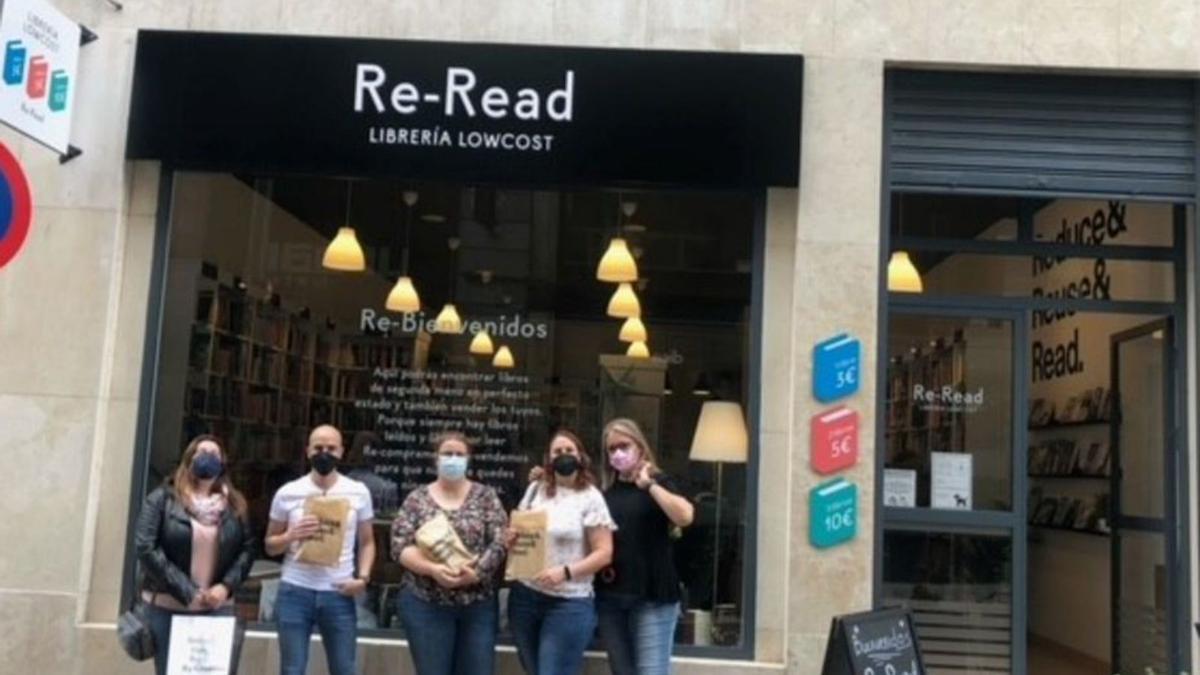 Inauguración de la librería Re – Read en Santa Cruz de Tenerife | | E.D.