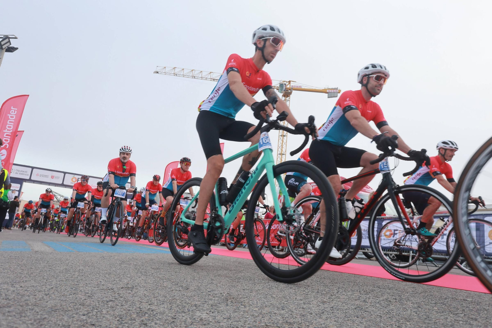 Búscate en el Gran Fondo por València 2025