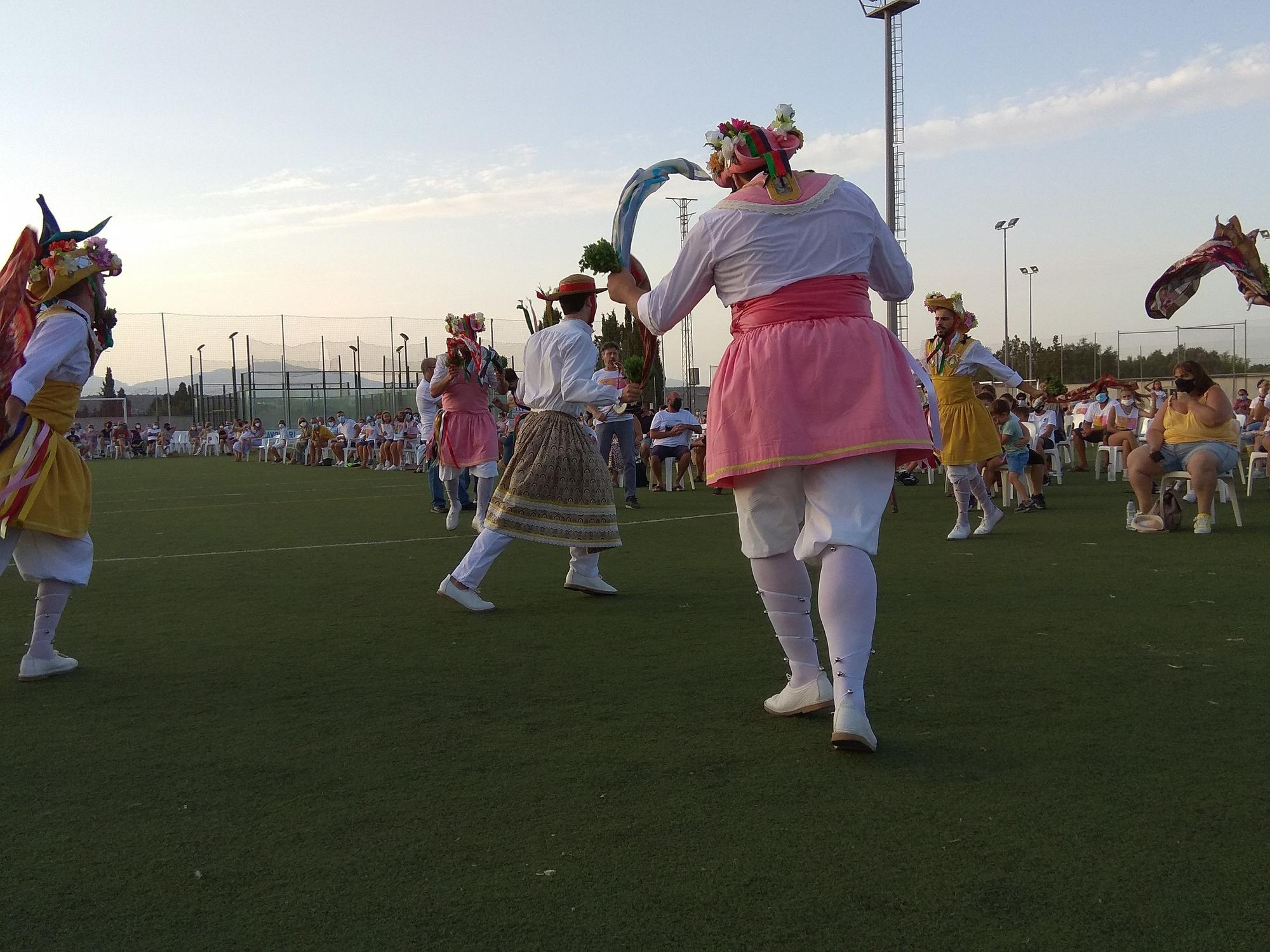 Los Cossiers danzan en es Revolt en la ‘revetla’ de Sant Bartomeu