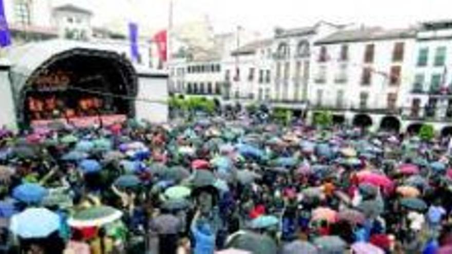 El Womad y el festival de teatro reducen el 10% su presupuesto