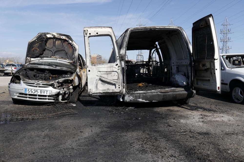 Incendi al dipòsit municipal de Salt