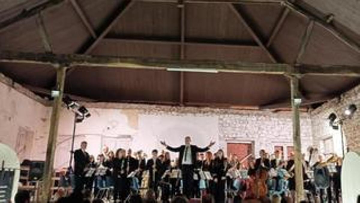 Maestro Lupi de Benavente lleva su música al Encuentro de Otoño de Infiesto, en Asturias