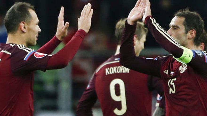 Rusia y Eslovaquia logran el pase a la Eurocopa