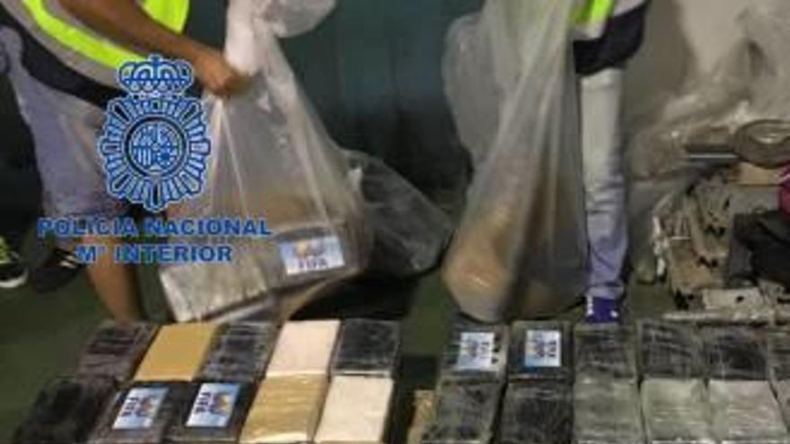 La Policía Nacional de Alicante participa en la incautación de 900 kilos de cocaína en Sevilla