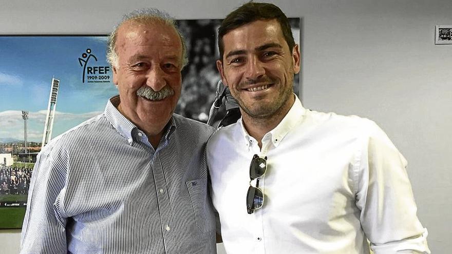 Iker Casillas y Vicente Del Bosque hacen las paces