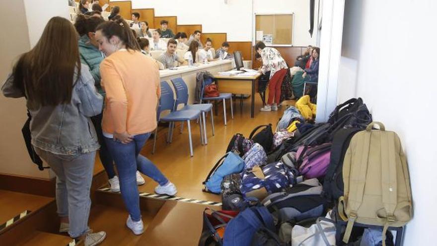 Selectividad en Galicia 2019 | Así arrancó la primera ronda de exámenes en Vigo