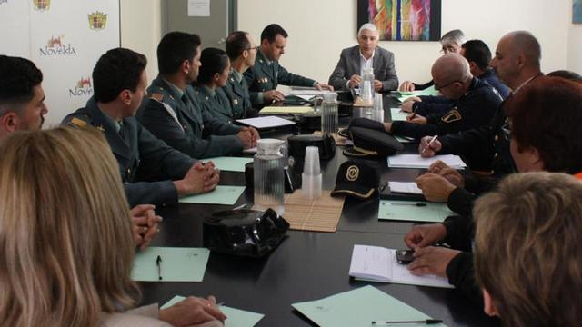 Un momento de la reunión en el Ayuntamiento de Novelda