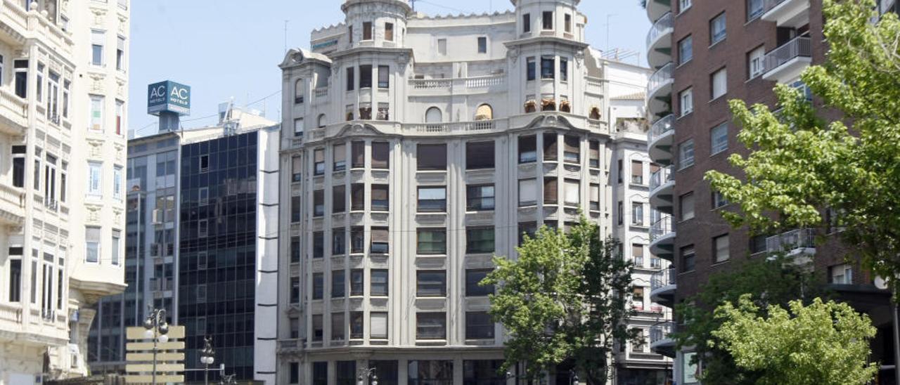 Fondos y grandes patrimonios pugnan por el edificio de la Seguridad Social en Colón 2