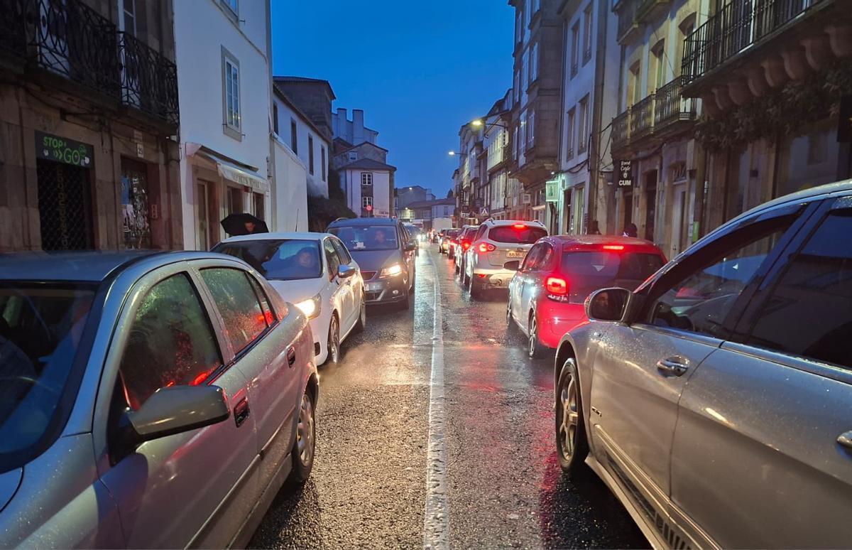 La huelga de buses vuelve a poner en jaque el tráfico en Santiago