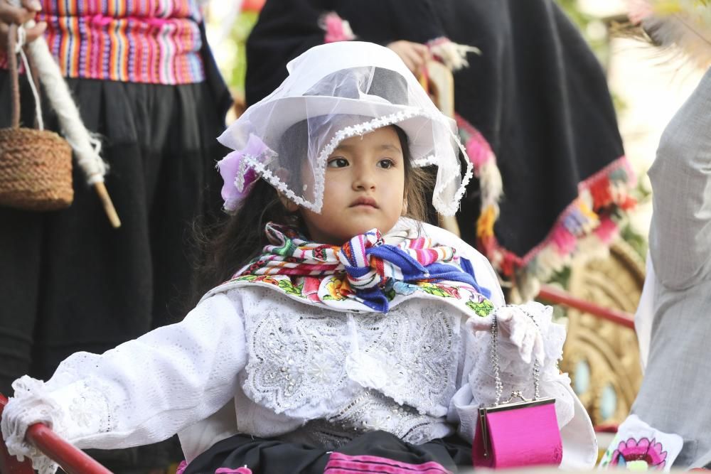 Desfile del Día de América en Asturias dentro de las fiestas de San Mateo de Oviedo