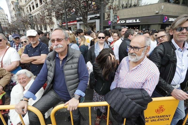 Búscate en la mascletà del 5 de marzo