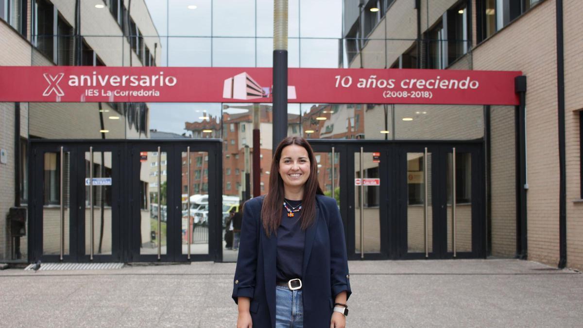 Lidia Freije, en la entrada del centro