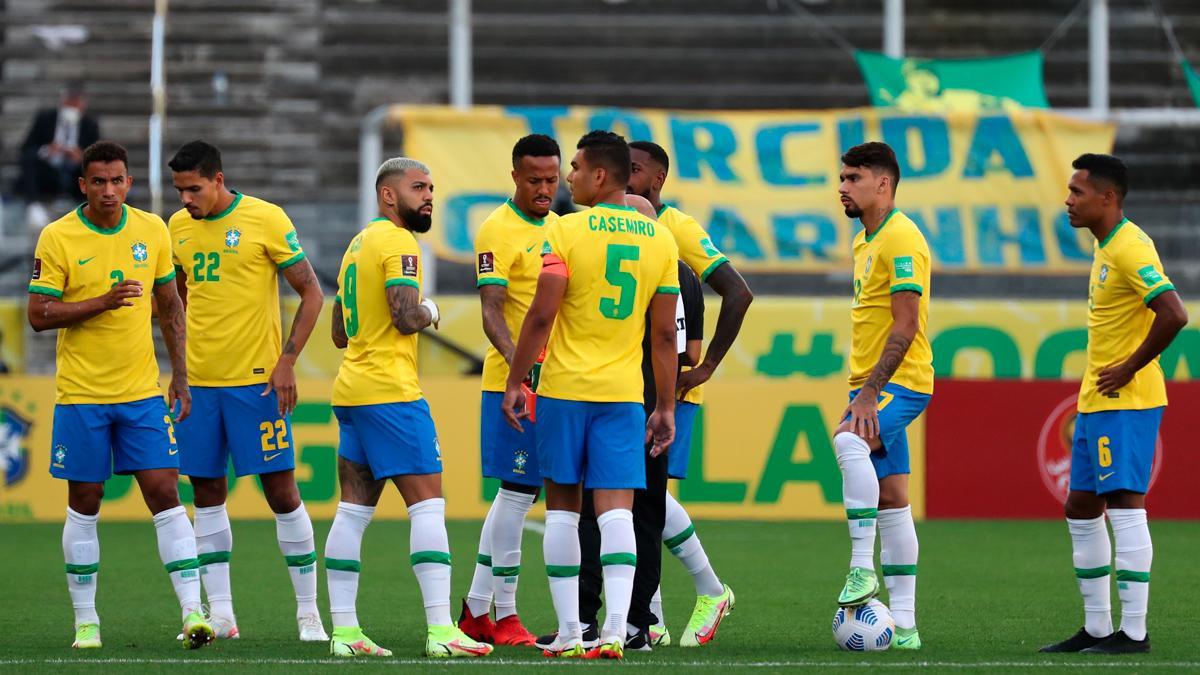 Brasil entrena después que el partido con Argentina fue suspendido