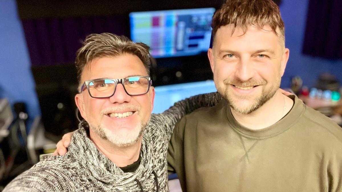 Kike Soriano con Sepúlveda en su estudio