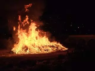Celebración de las hogueras de San Juan en diferentes puntos de Gran Canaria