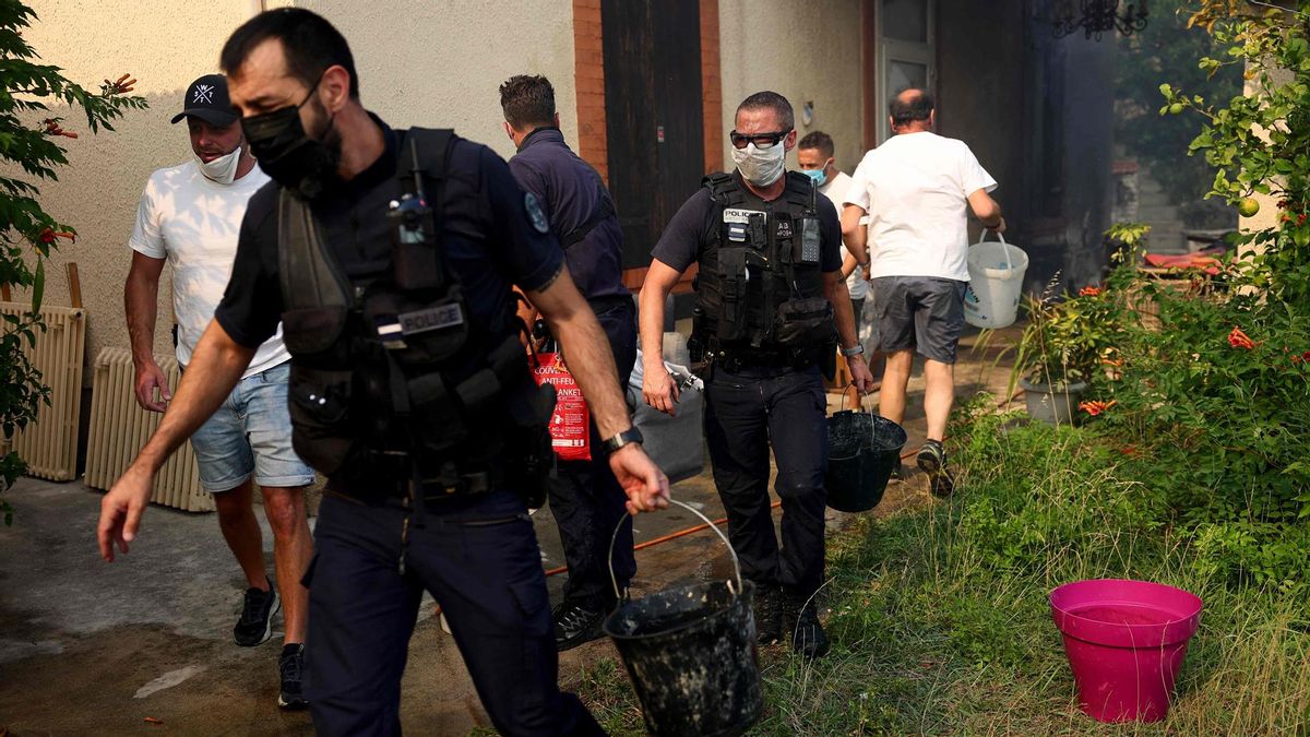 Marsella, la segunda ciudad de Francia, asediada por un violento incendio forestal