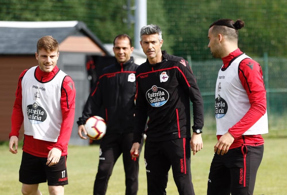 José Luis Martí propone un entrenamiento para reforzar el trabajo táctico.