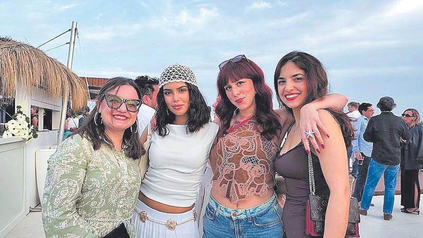 Maria Silvia Marri, Hana Sanhaji, Nina Carenzi y Andela Stojimirovic.