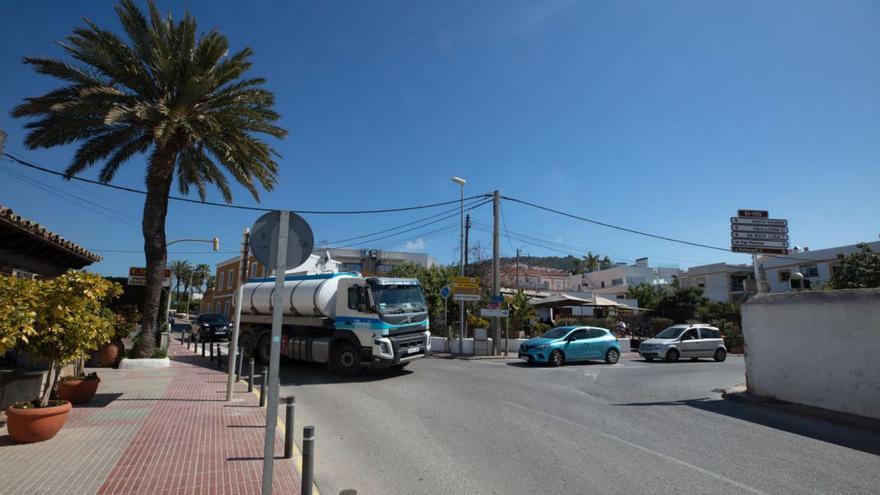 El cruce del centro de Jesús donde se instalará uno de los semáforos.