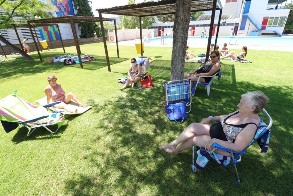 Alcoy abre las piscinas al 75% de su capacidad