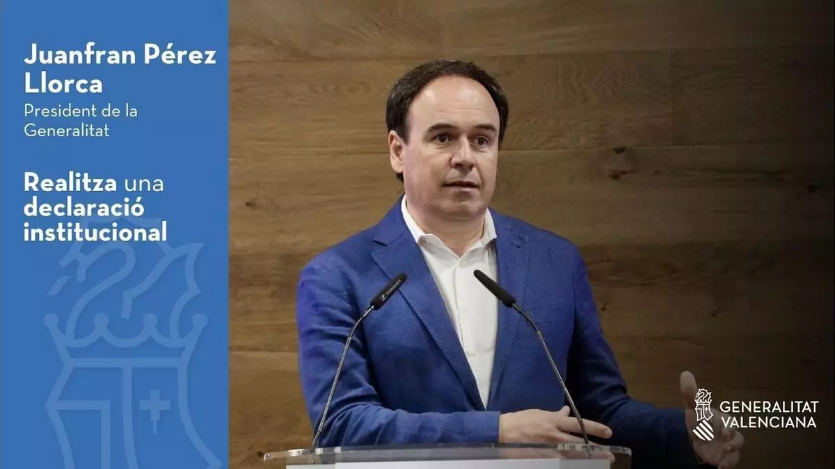 Pérez Llorca anuncia un plan para climatizar las aulas y reformar los centros educativos