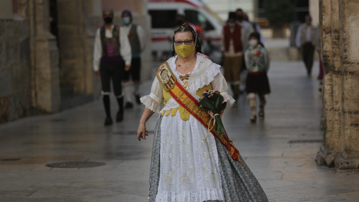 Búscate en el segundo día de Ofrenda por la calle de la Mar (entre las 19.00 y las 20.00 horas)