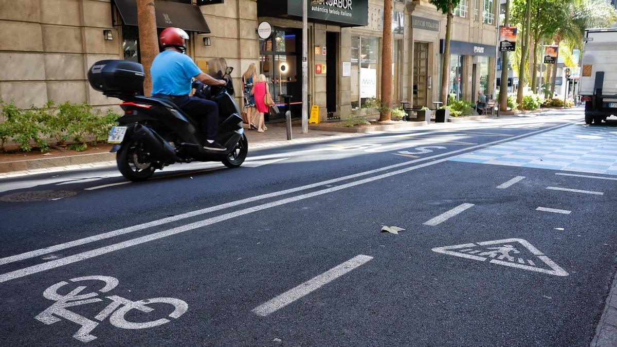 Carril bici en El Pilar.