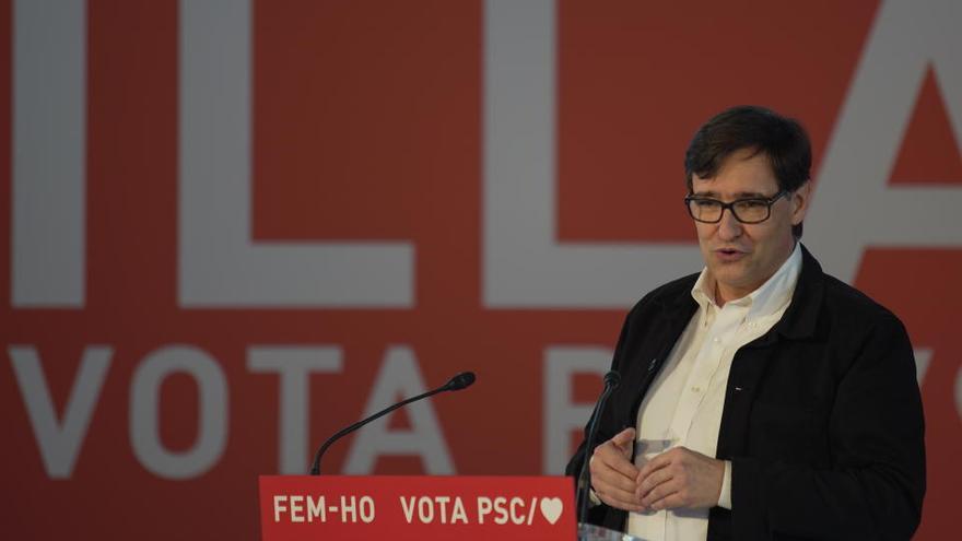 El candidat del PSC al 14-F, Salvador Illa, parlant en un míting a Girona el 7 de febrer del 2021