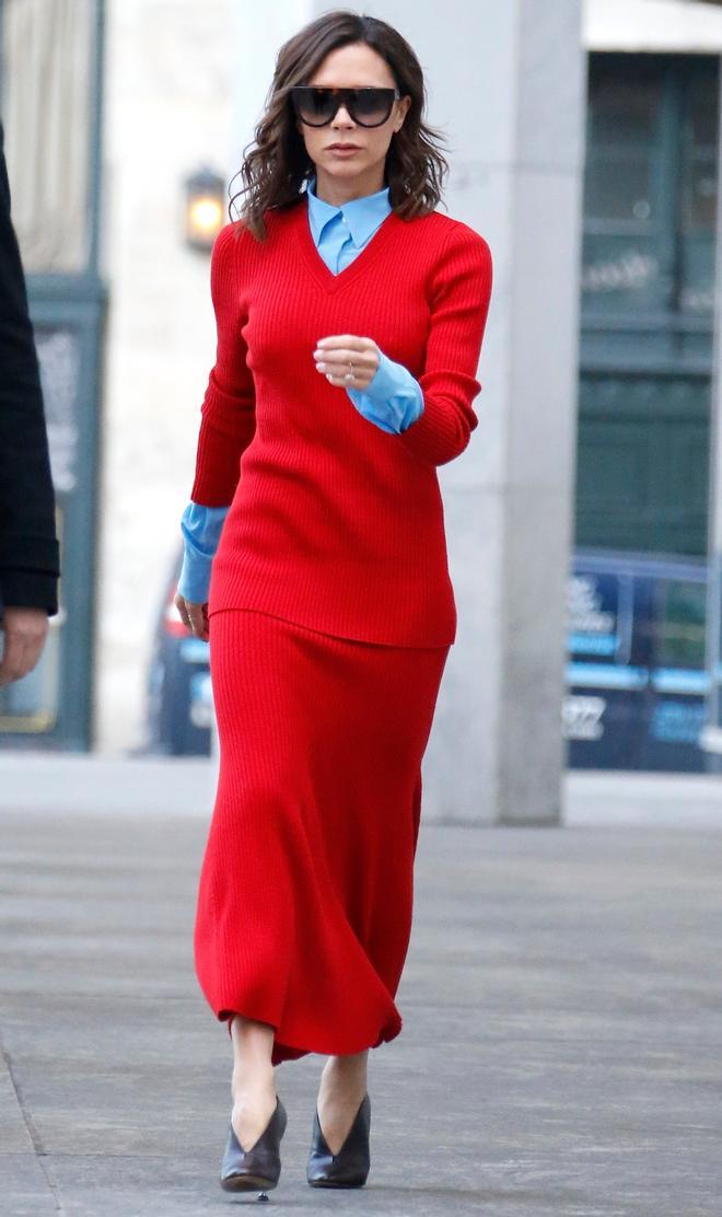 Victoria Beckham-look rojo