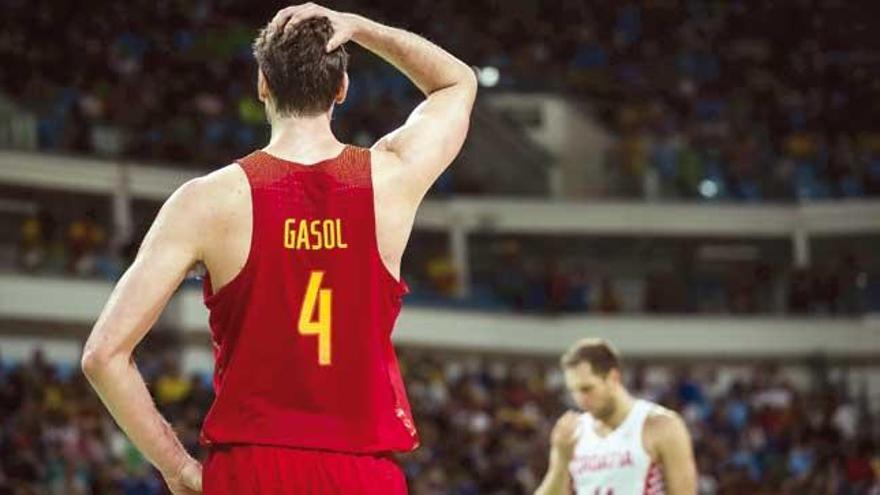 La gran actuación de Pau Gasol, con 26 puntos, no evitó la derrota española.