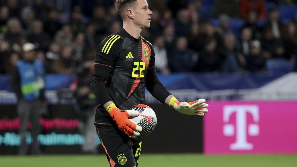 Archivo - El portero alemán Marc-André Ter Stegen en un partido con la selección.