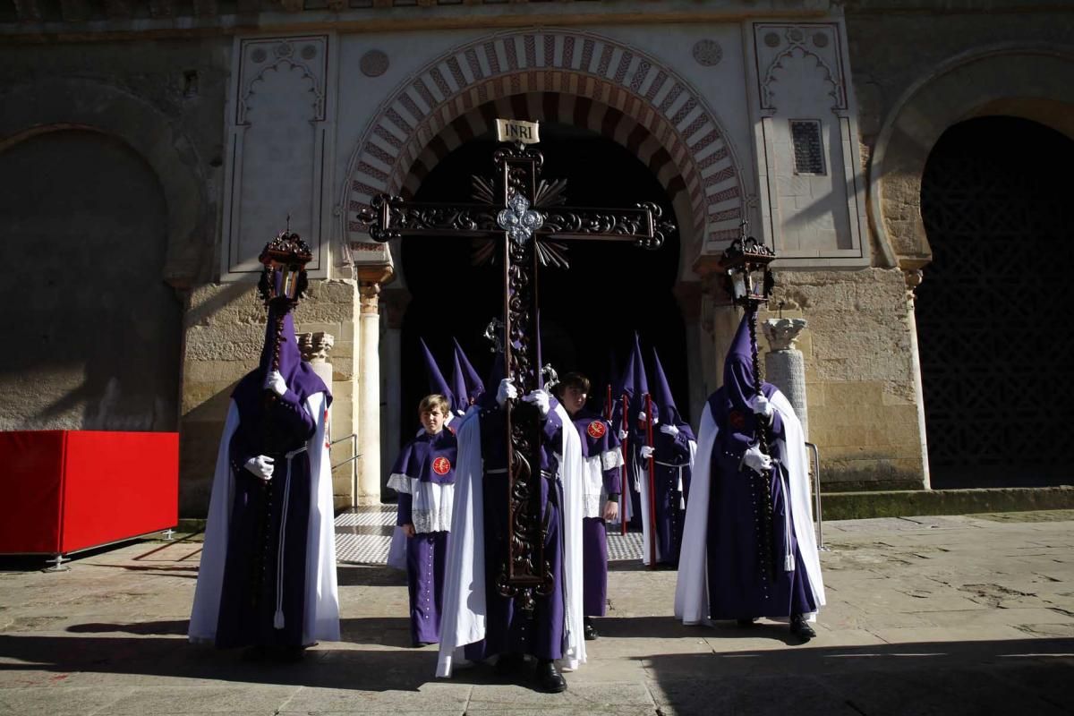 Histórica estación de penitencia de la hermandad de la Agonía