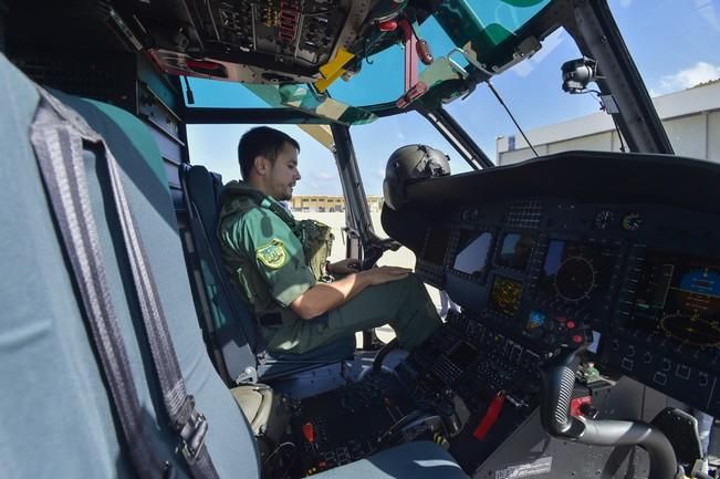 Presentación del nuevo helicóptero Superpuma ...