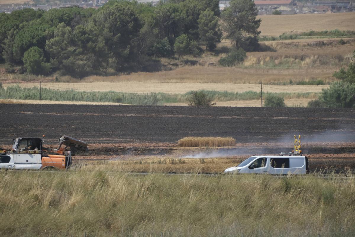 Així ha estat el dispositiu per frenar l'incendi a Sant Fruitós d'aquest dimarts
